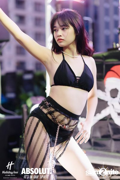 Pool Party at Holiday Inn Sukhumvit  — photo 63