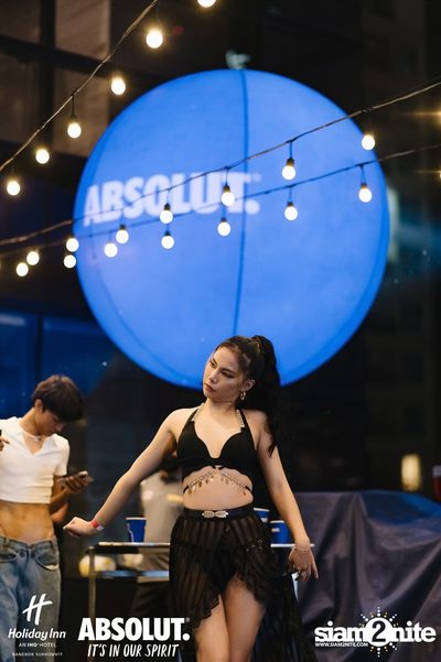 Pool Party at Holiday Inn Sukhumvit  — photo 96