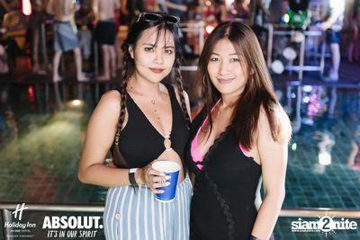 Pool Party at Holiday Inn Sukhumvit  — photo 112