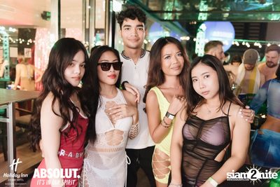 Pool Party at Holiday Inn Sukhumvit  — photo 117