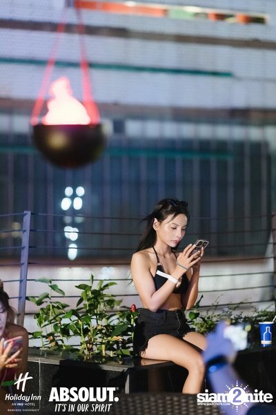 Pool Party at Holiday Inn Sukhumvit  — photo 191