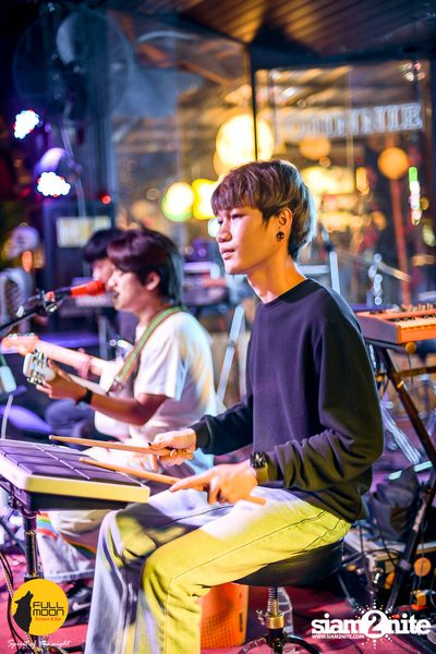 Polycat at Fullmoon Terrace & Bar — photo 17