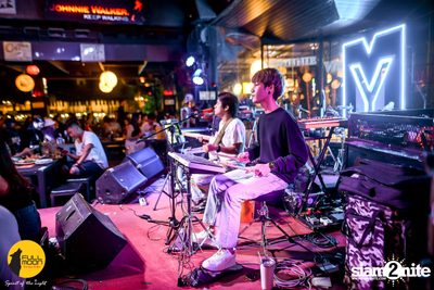 Polycat at Fullmoon Terrace & Bar — photo 18