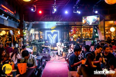 Polycat at Fullmoon Terrace & Bar — photo 19