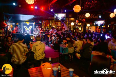 Polycat at Fullmoon Terrace & Bar — photo 58