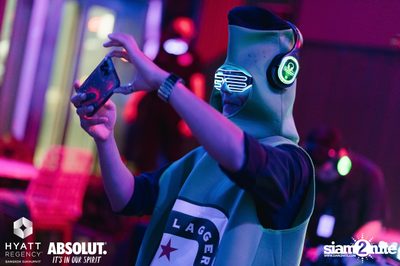 Halloween Silent Disco Party at Spectrum Lounge & Bar — photo 10