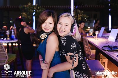 Halloween Silent Disco Party at Spectrum Lounge & Bar — photo 23