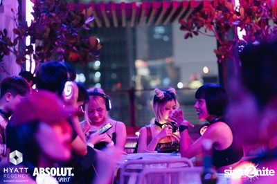 Halloween Silent Disco Party at Spectrum Lounge & Bar — photo 38