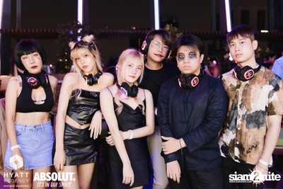 Halloween Silent Disco Party at Spectrum Lounge & Bar — photo 42