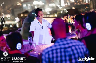 Halloween Silent Disco Party at Spectrum Lounge & Bar — photo 44