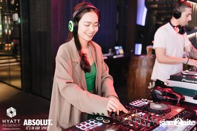Halloween Silent Disco Party at Spectrum Lounge & Bar — photo 70