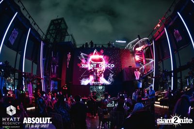 Halloween Silent Disco Party at Spectrum Lounge & Bar — photo 74