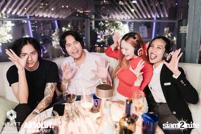 Halloween Silent Disco Party at Spectrum Lounge & Bar — photo 90