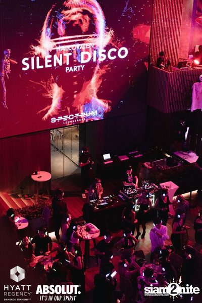 Halloween Silent Disco Party at Spectrum Lounge & Bar — photo 115
