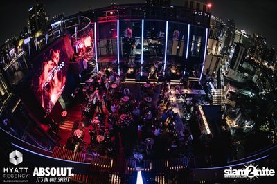 Halloween Silent Disco Party at Spectrum Lounge & Bar — photo 116