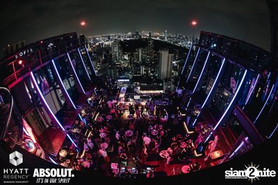 Halloween Silent Disco Party at Spectrum Lounge & Bar — photo 117