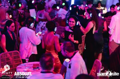 Halloween Silent Disco Party at Spectrum Lounge & Bar — photo 124