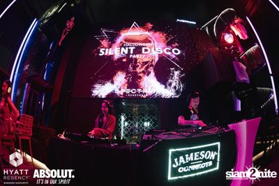 Halloween Silent Disco Party at Spectrum Lounge & Bar — photo 138