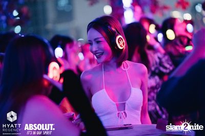 Halloween Silent Disco Party at Spectrum Lounge & Bar — photo 141