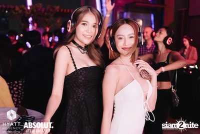 Halloween Silent Disco Party at Spectrum Lounge & Bar — photo 146
