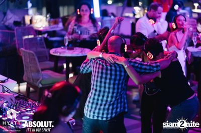 Halloween Silent Disco Party at Spectrum Lounge & Bar — photo 153