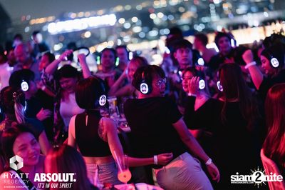 Halloween Silent Disco Party at Spectrum Lounge & Bar — photo 156