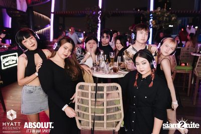 Halloween Silent Disco Party at Spectrum Lounge & Bar — photo 165