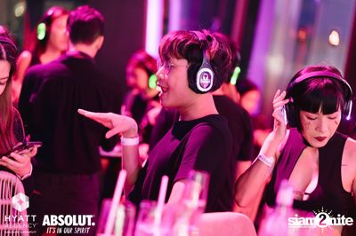 Halloween Silent Disco Party at Spectrum Lounge & Bar — photo 169
