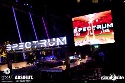 R&B Rewind Full Moon Party ที่ร้าน Spectrum Lounge & Bar  — photo 13