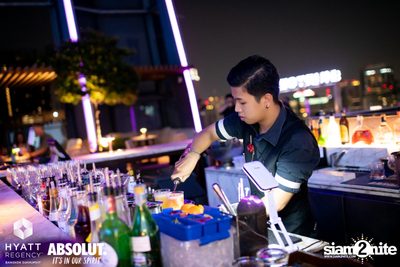 R&B Rewind Full Moon Party ที่ร้าน Spectrum Lounge & Bar  — photo 14