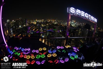 R&B Rewind Full Moon Party ที่ร้าน Spectrum Lounge & Bar  — photo 26