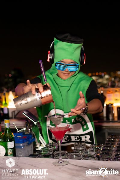 R&B Rewind Full Moon Party ที่ร้าน Spectrum Lounge & Bar  — photo 46