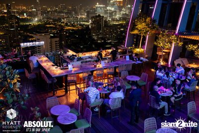 R&B Rewind Full Moon Party ที่ร้าน Spectrum Lounge & Bar  — photo 53
