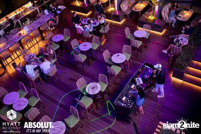 R&B Rewind Full Moon Party ที่ร้าน Spectrum Lounge & Bar  — photo 64