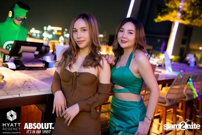 R&B Rewind Full Moon Party ที่ร้าน Spectrum Lounge & Bar  — photo 76