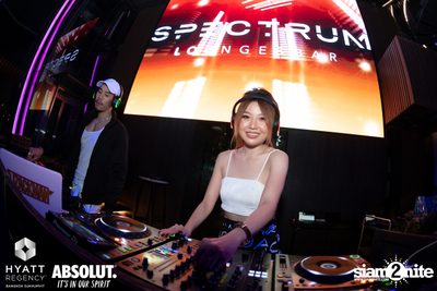 R&B Rewind Full Moon Party ที่ร้าน Spectrum Lounge & Bar  — photo 104