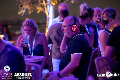 R&B Rewind Full Moon Party ที่ร้าน Spectrum Lounge & Bar  — photo 115