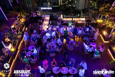 R&B Rewind Full Moon Party ที่ร้าน Spectrum Lounge & Bar  — photo 118