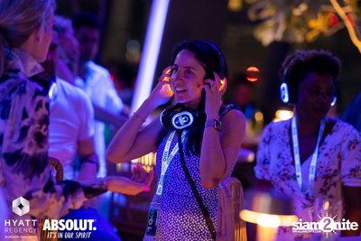 R&B Rewind Full Moon Party ที่ร้าน Spectrum Lounge & Bar  — photo 127