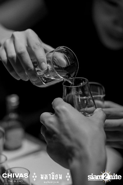 Chivas the blend at Mahaniyom Cocktail Bar — photo 116