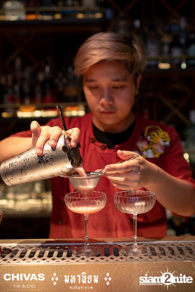 Chivas the blend at Mahaniyom Cocktail Bar — photo 160