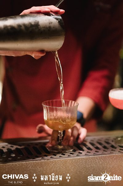 Chivas the blend at Mahaniyom Cocktail Bar (Album 2) — photo 13