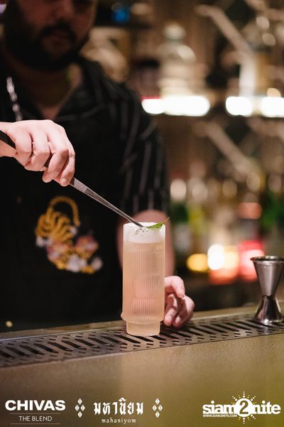 Chivas the blend at Mahaniyom Cocktail Bar (Album 2) — photo 18