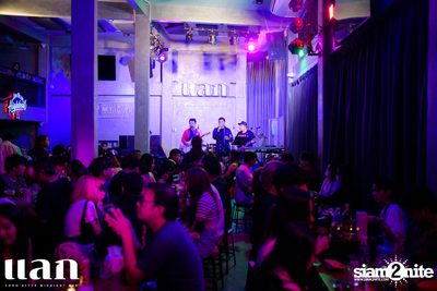 Oat Pramote Concert at Lak BKK — photo 9