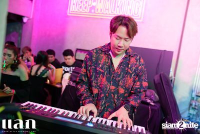 Oat Pramote Concert at Lak BKK — photo 19