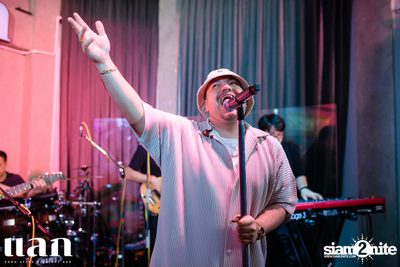 Oat Pramote Concert at Lak BKK — photo 113