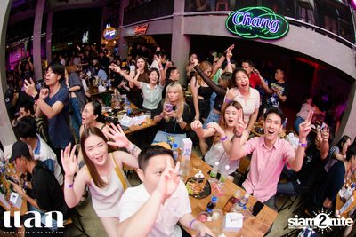 Oat Pramote Concert at Lak BKK — photo 158