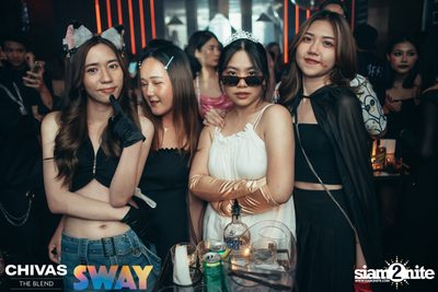 Halloween Party with DABOYWAY at SWAY  — photo 30