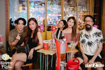 คอนเสิร์ต MUSKETEERS ที่ร้าน Happy Fish Asiatique — photo 39