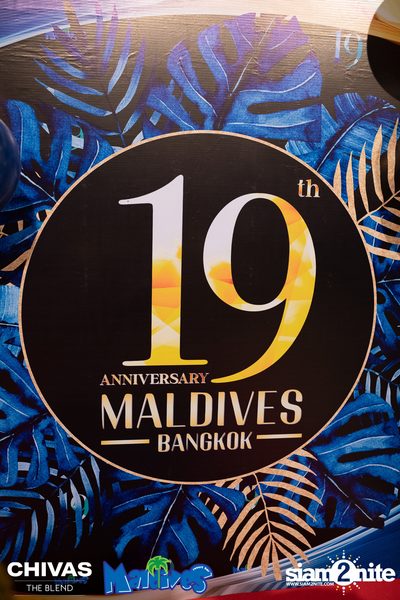 19th Anniversary with Singto Numchok + Pae MVL at Maldives — photo 8